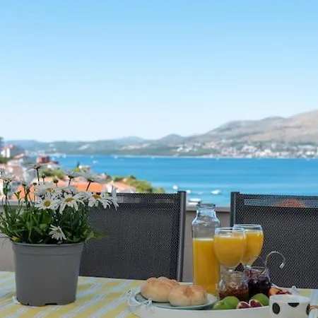 Apartment Spacious Luxury With Sea View *