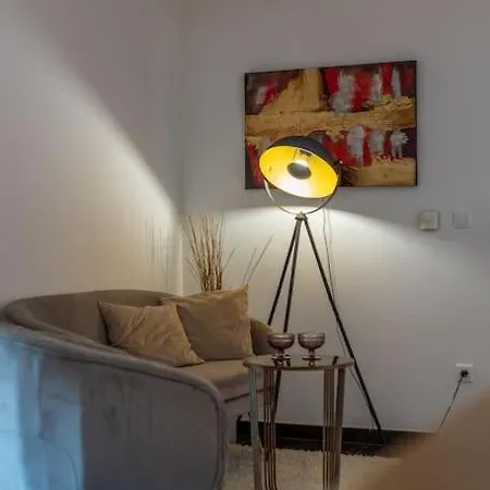 Spacious Luxury With Sea View Apartment